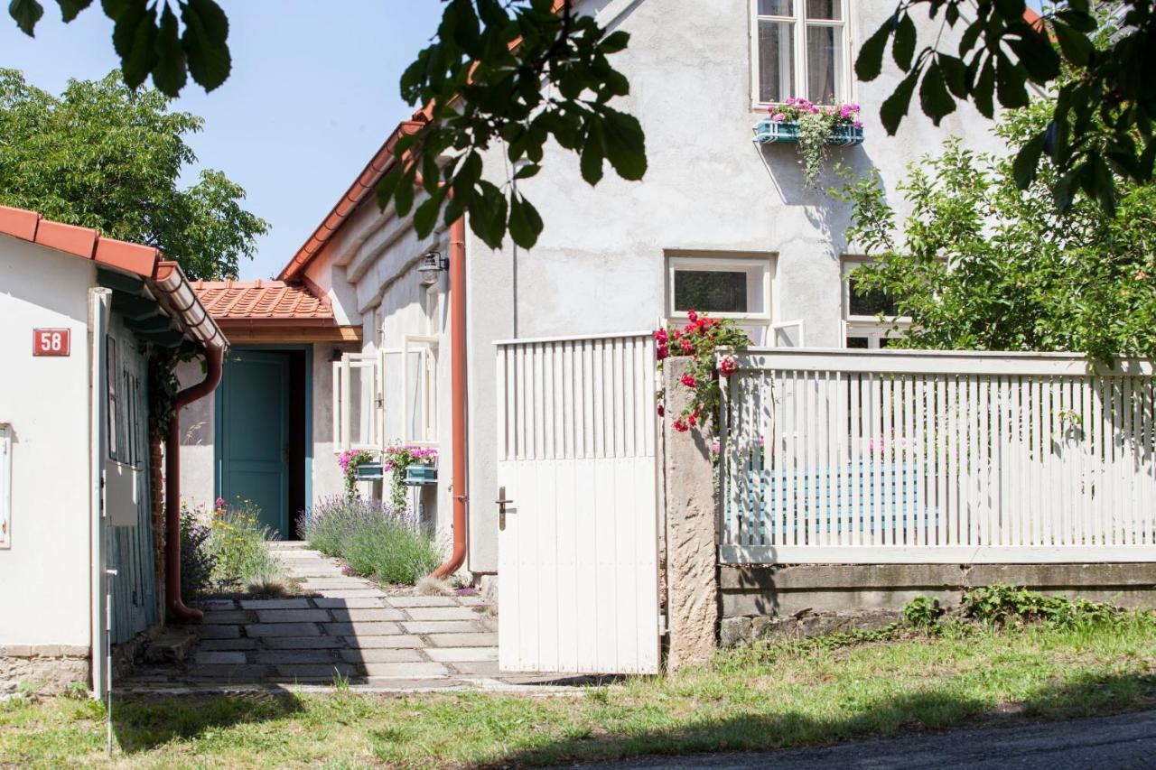 Domecek Na Kvetinovem Statku Villa Zdice Bagian luar foto